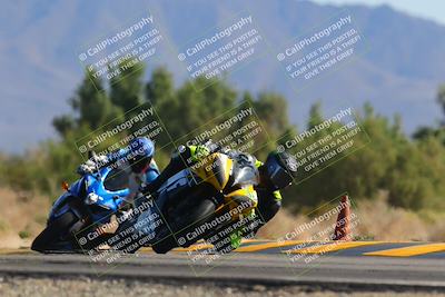 media/Nov-06-2022-SoCal Trackdays (Sun) [[208d2ccc26]]/Turn 7 Set 2 (1050am)/